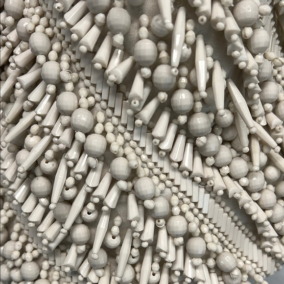 Antik Kraft White ✨🤍 Beaded Shoulder Bag with Fringe - Picture 6 of 9